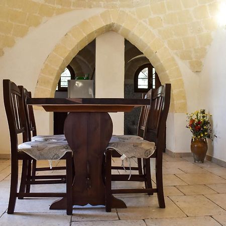 Вилла Trulli Monte Madre Сан-Вито-деи- Норманни Экстерьер фото